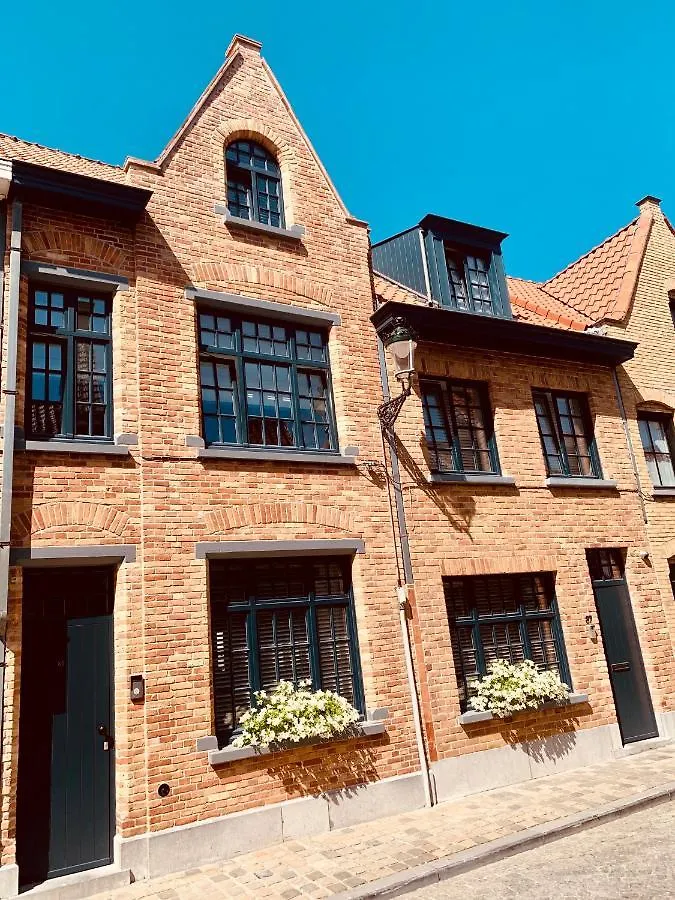 B&B Marie-J Of Bruges Couette-café
